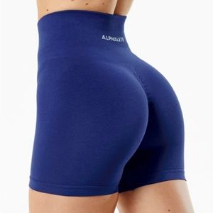Alphalete true indigo amplify shorts